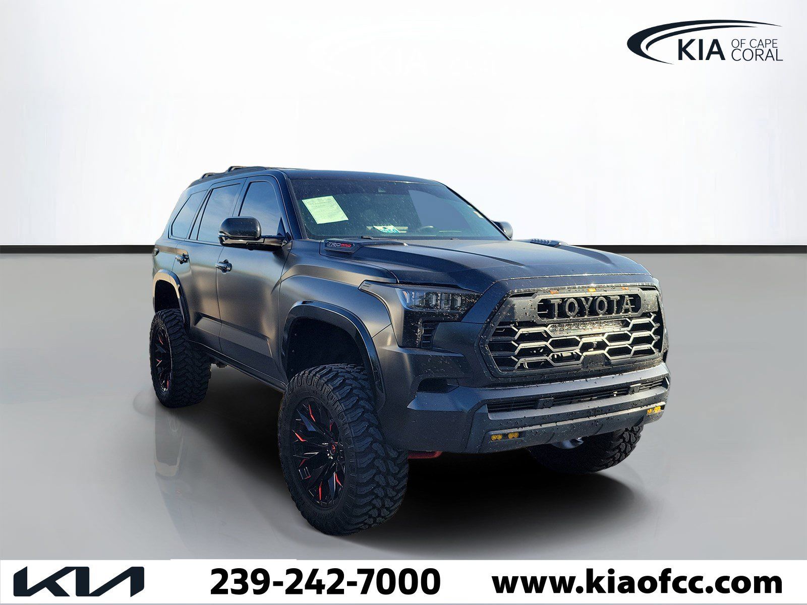 Used 2023 Toyota Sequoia TRD Pro AWD/4WD image 1