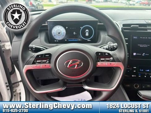 Used 2024 Hyundai Tucson SEL FWD image 16