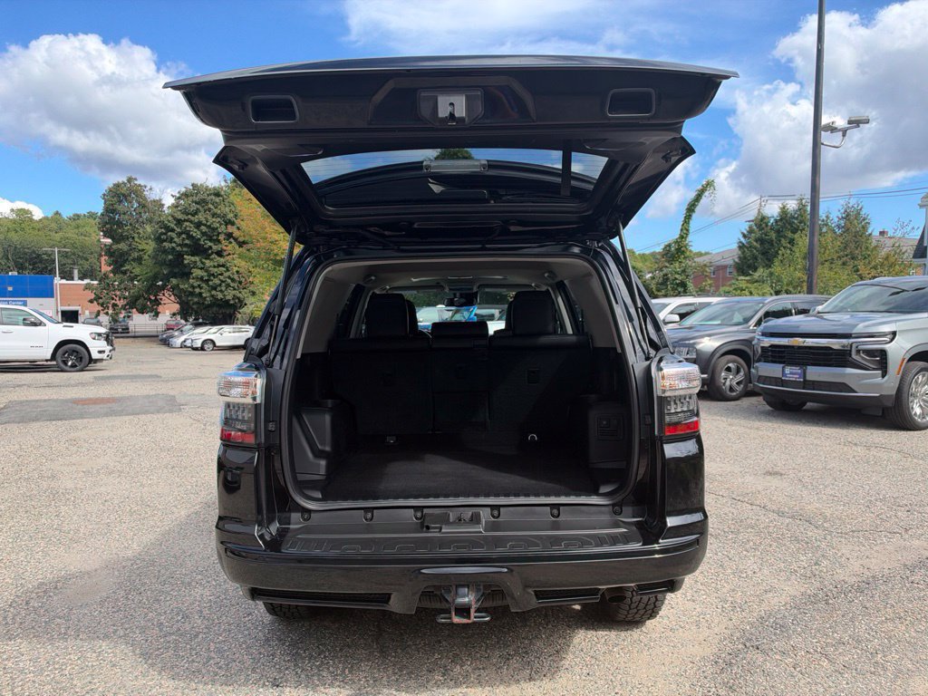 Used 2023 Toyota 4Runner TRD Sport AWD/4WD image 6