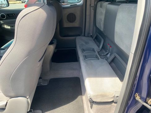 Used 2006 Toyota Tacoma PreRunner RWD image 15