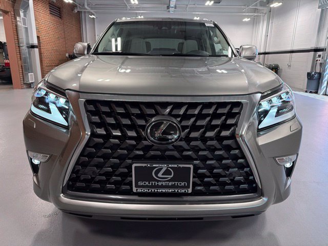Used 2023 Lexus GX 460 Premium w/ Premium Package AWD/4WD image 2