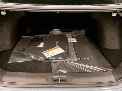 New 2026 Nissan Sentra SR FWD image 40