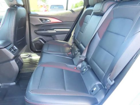 Certified 2025 Chevrolet Equinox EV RS w/ Convenience Package II AWD/4WD image 37
