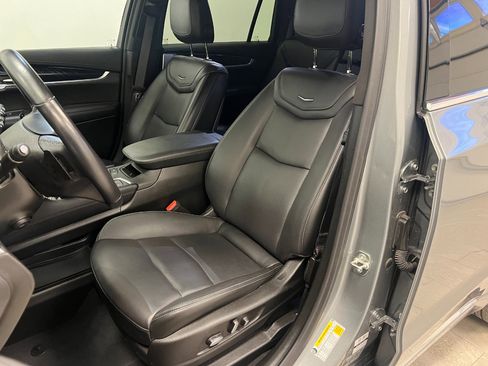 Used 2024 Cadillac XT6 Premium Luxury image 27