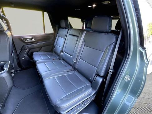 Used 2024 Chevrolet Tahoe LT AWD/4WD image 16