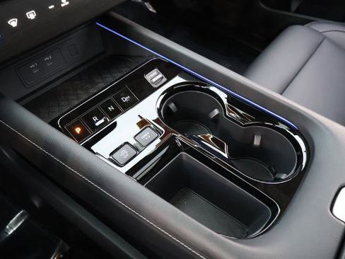 Certified 2025 Nissan Murano SL image 26