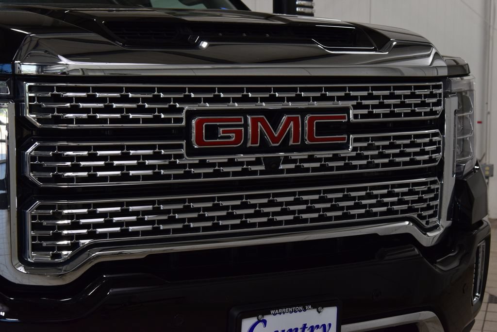 Used 2023 GMC Sierra 3500 Denali AWD/4WD image 11