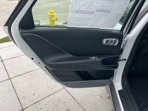 New 2025 Hyundai Ioniq 6 SE image 17