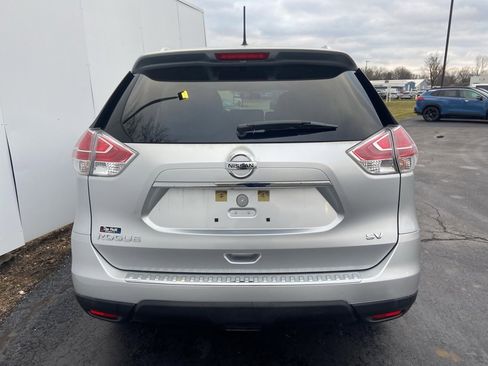 Used 2015 Nissan Rogue SV image 9