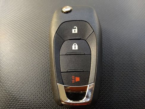 Used 2021 Chevrolet Spark LT image 32