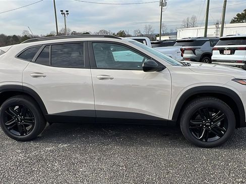 New 2026 Chevrolet Trax ACTIV w/ Driver Confidence Package image 4