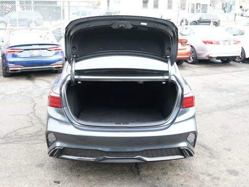 Used 2022 Kia Forte GT-Line w/ GT-Line Premium Package image 7