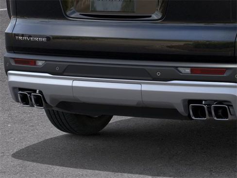 New 2026 Chevrolet Traverse LT w/ Driver Confidence Package image 14