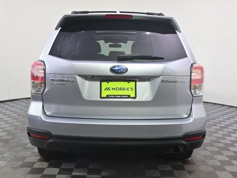 Used 2018 Subaru Forester 2.5i Premium AWD/4WD image 5