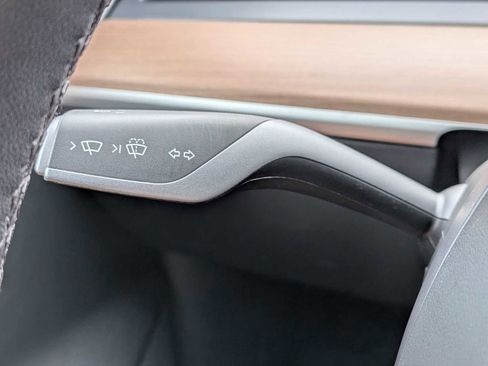 Used 2023 Tesla Model 3 Standard Range RWD image 26