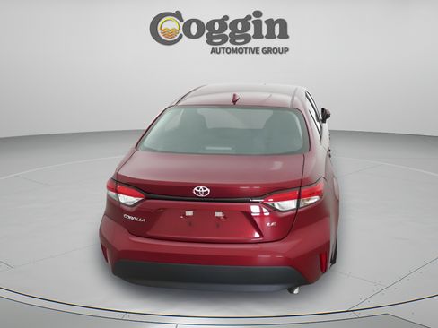 Certified 2026 Toyota Corolla LE FWD image 7