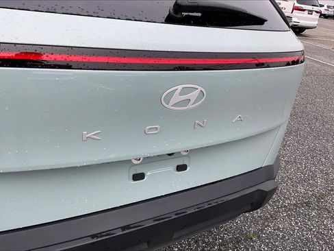 Used 2024 Hyundai Kona SEL FWD image 29