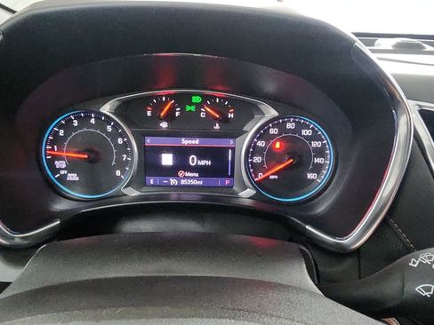 Used 2021 Chevrolet Equinox Premier FWD image 36