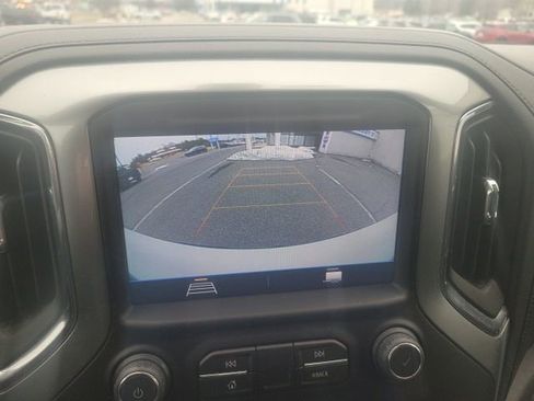 Used 2022 Chevrolet Silverado 1500 LT w/ Bed Protection Package image 15