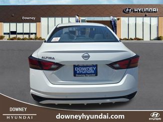 Used 2025 Nissan Altima 2.5 SV FWD video 4