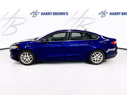 Used 2015 Ford Fusion SE w/ Equipment Group 202A FWD image 6