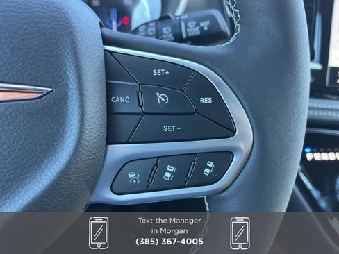 New 2026 Chrysler Pacifica Select image 28