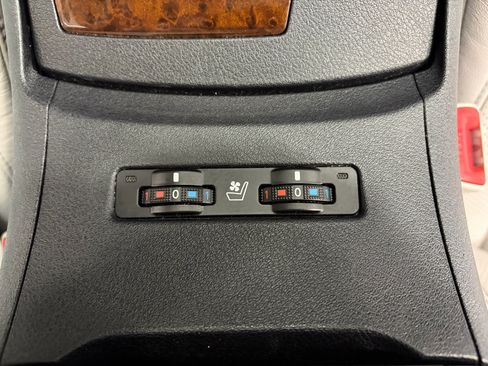 Used 2010 Lexus ES 350 FWD image 23