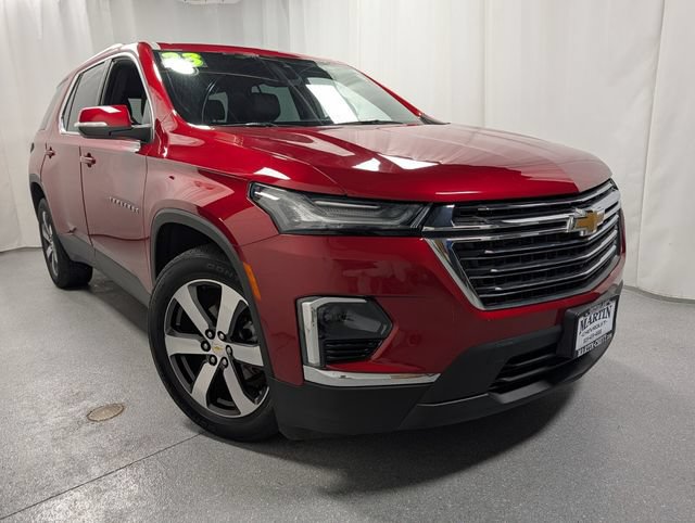 Certified 2023 Chevrolet Traverse LT w/ LT Premium Package AWD/4WD image 2
