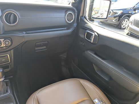 Used 2021 Jeep Wrangler Unlimited Sahara w/ Cold Weather Group image 18