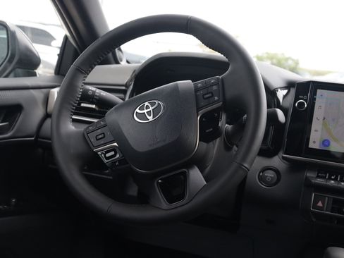 Used 2026 Toyota Camry XSE w/ Premium Plus Package image 8