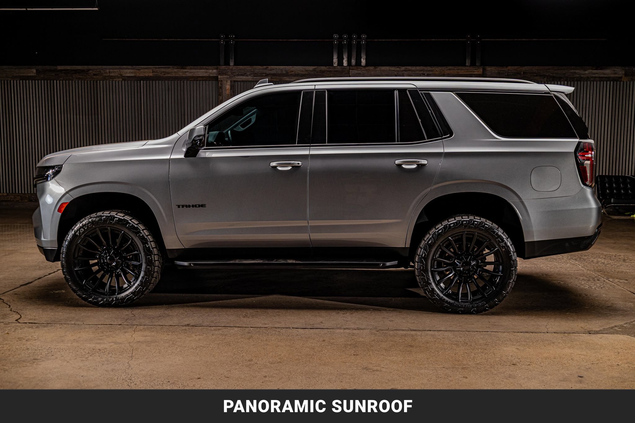 Used 2023 Chevrolet Tahoe RST w/ Luxury Package AWD/4WD image 6