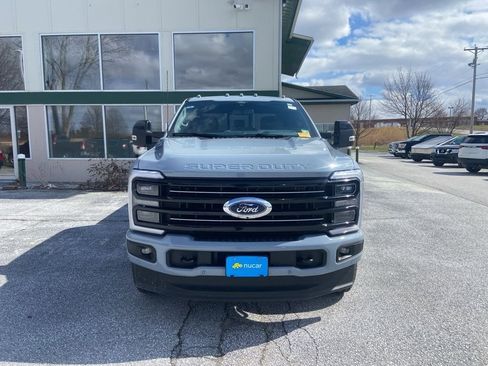 Used 2025 Ford F350 Platinum w/ FX4 Off-Road Package AWD/4WD image 2