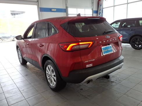 Used 2025 Ford Escape Active image 7