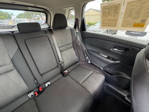 Used 2025 Nissan Rogue SV FWD image 34