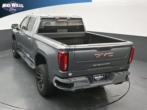 Used 2021 GMC Sierra 1500 SLT AWD/4WD image 13