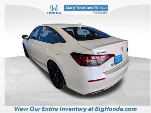 Certified 2026 Honda Civic Sport image 9