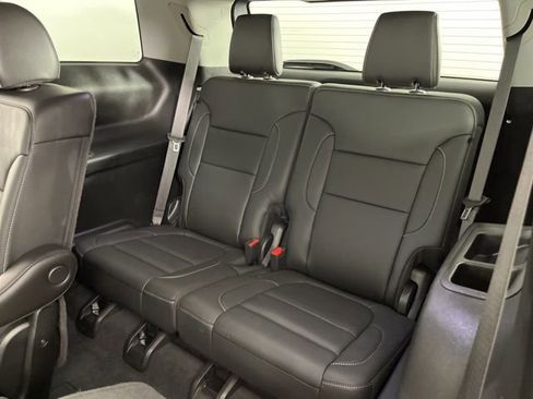 Used 2023 GMC Acadia SLT w/ Elevation Edition image 45