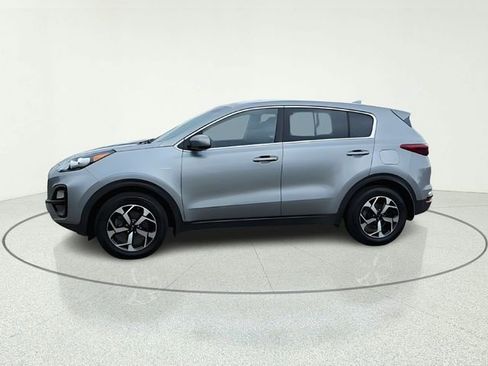 Used 2022 Kia Sportage LX AWD/4WD image 2
