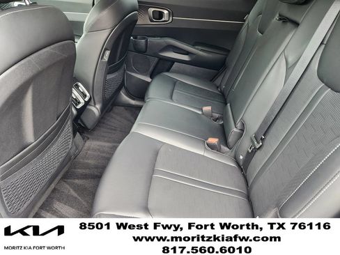 Used 2025 Kia Sorento S AWD/4WD image 19