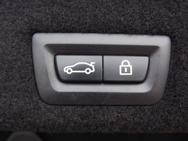 Used 2018 BMW 750i xDrive AWD/4WD image 34