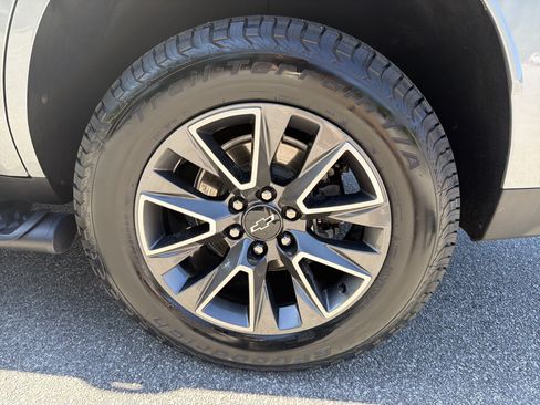 Certified 2024 Chevrolet Tahoe Z71 AWD/4WD image 21