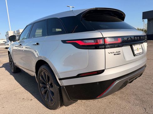 Used 2018 Land Rover Range Rover Velar R-Dynamic SE AWD/4WD image 6