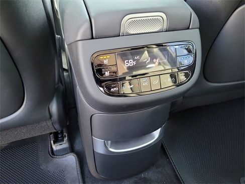 New 2026 Hyundai Ioniq 9 Limited image 19