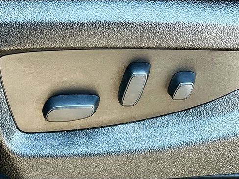 Used 2019 GMC Sierra 2500 Denali w/ Duramax Plus Package image 11