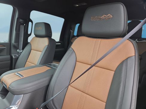 New 2025 Chevrolet Silverado 2500 High Country w/ Technology Package image 16