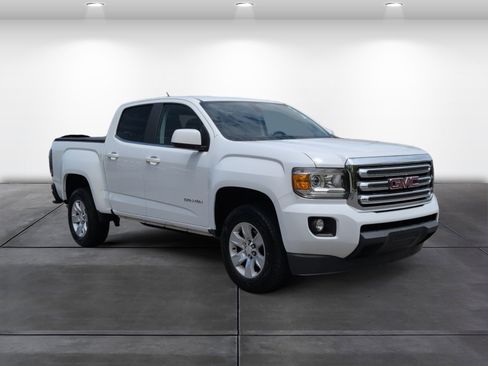 Used 2016 GMC Canyon SLE w/ SLE Convenience Package RWD image 2
