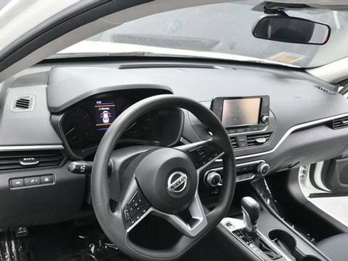 Used 2021 Nissan Altima 2.5 S FWD image 18