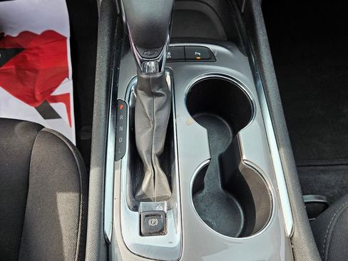 Used 2024 Chevrolet Malibu LT image 18