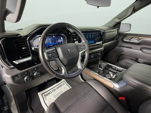 Used 2023 Chevrolet Silverado 1500 RST w/ Protection Package AWD/4WD image 18