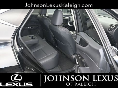 Used 2024 Lexus NX 250 FWD image 11